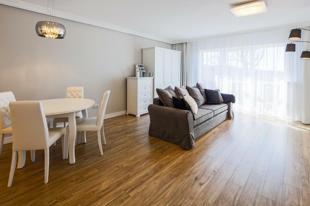 Apartament Paryski Miedzyzdroje Eksteriør billede