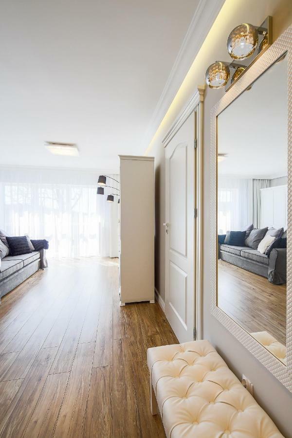 Apartament Paryski Miedzyzdroje Eksteriør billede